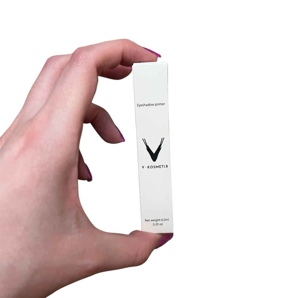 NWT! V Kosmetik Eyeshadow Primer